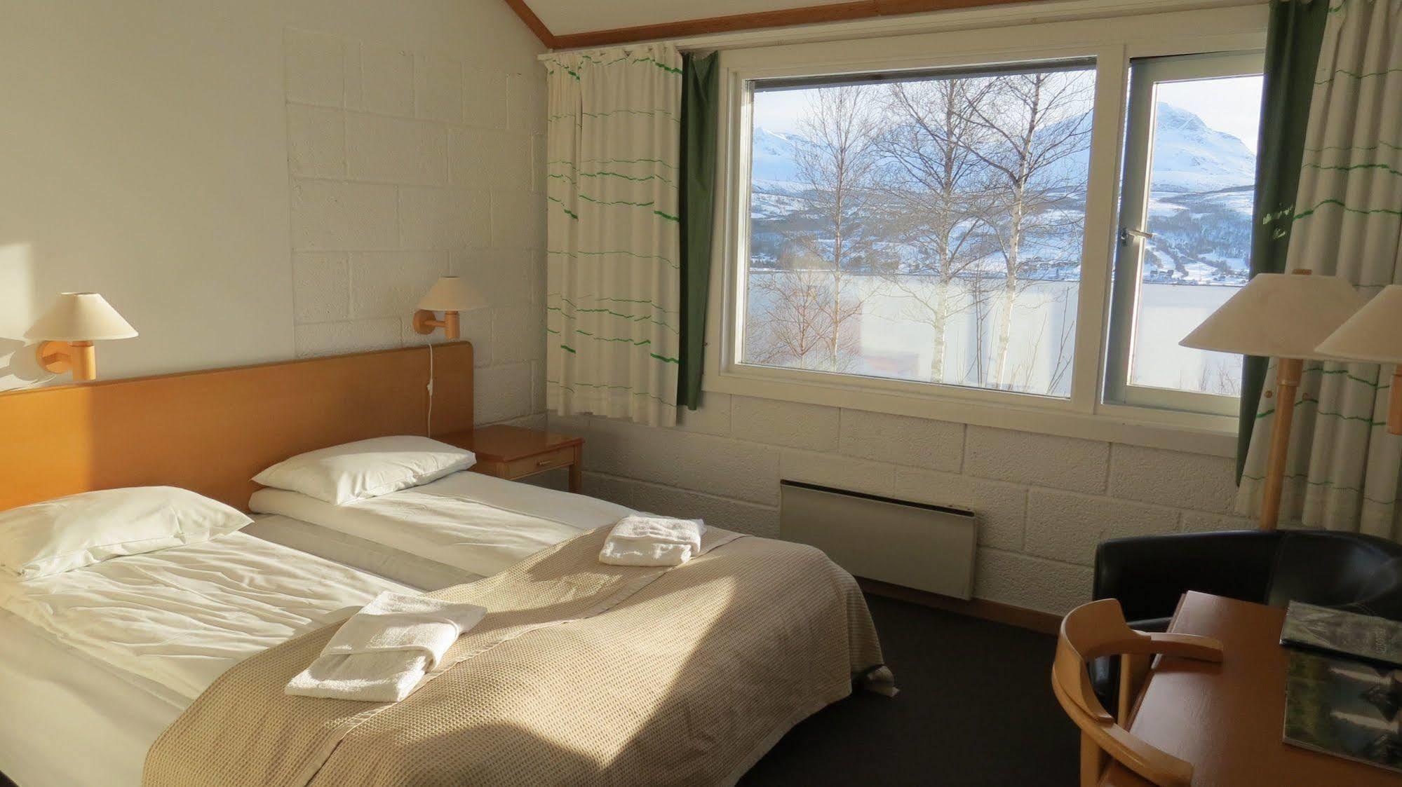Fjellkysten Tennevoll Exteriör bild